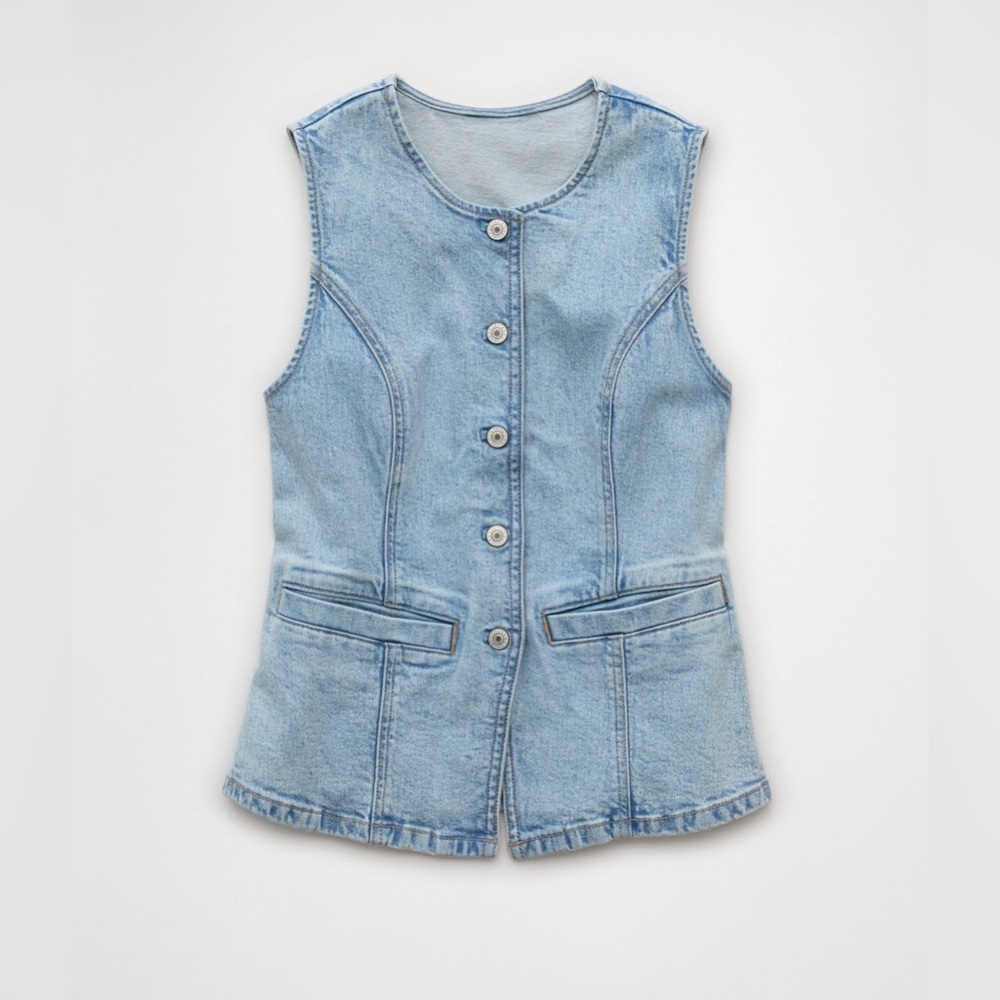 AE crew neck button up denim vest